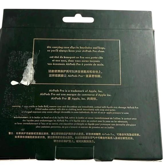 - NWT Kate Spade Nee York liquid AirPod case - Picture 3 of 5